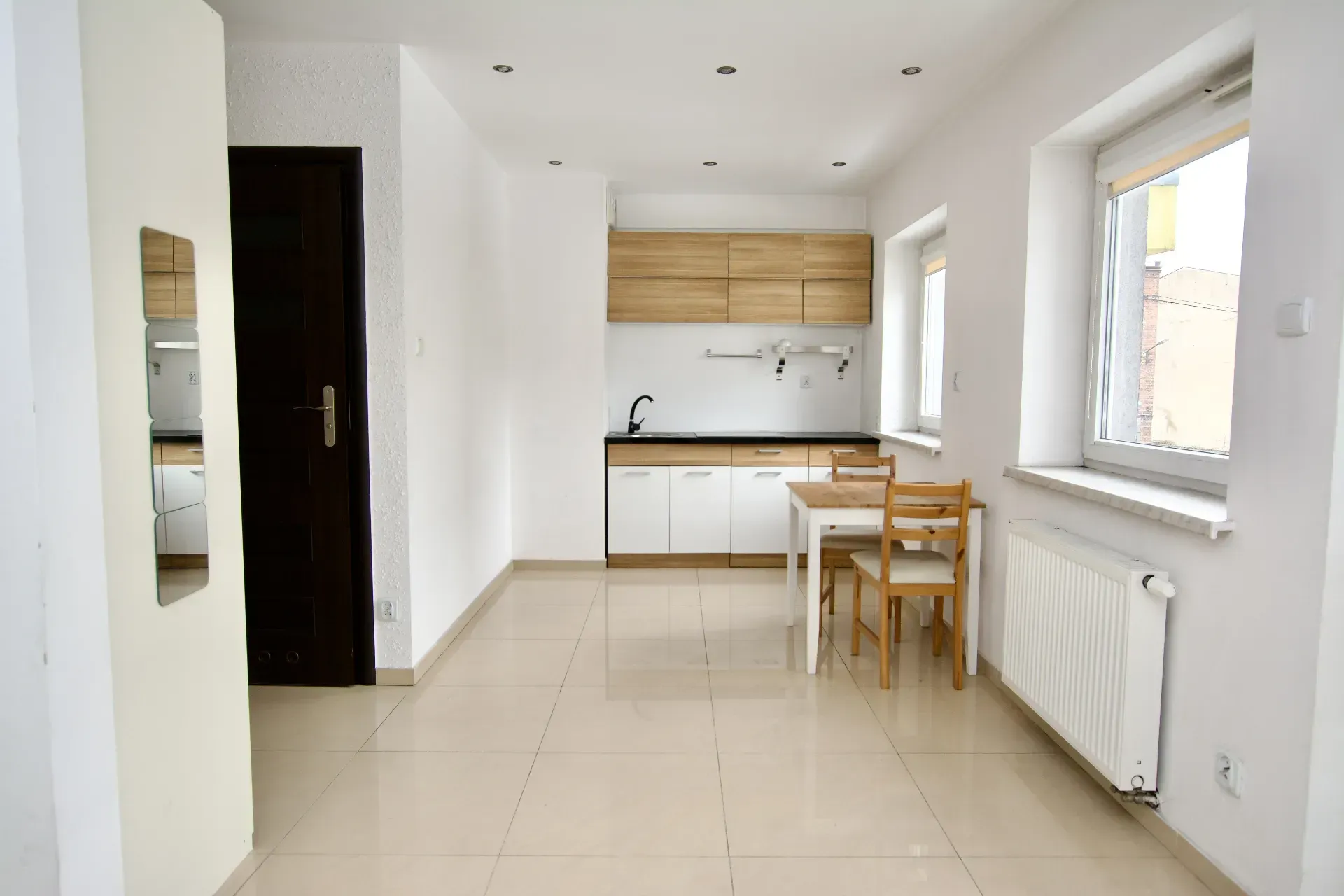 Kawalerka w Apartamentowcu! 5