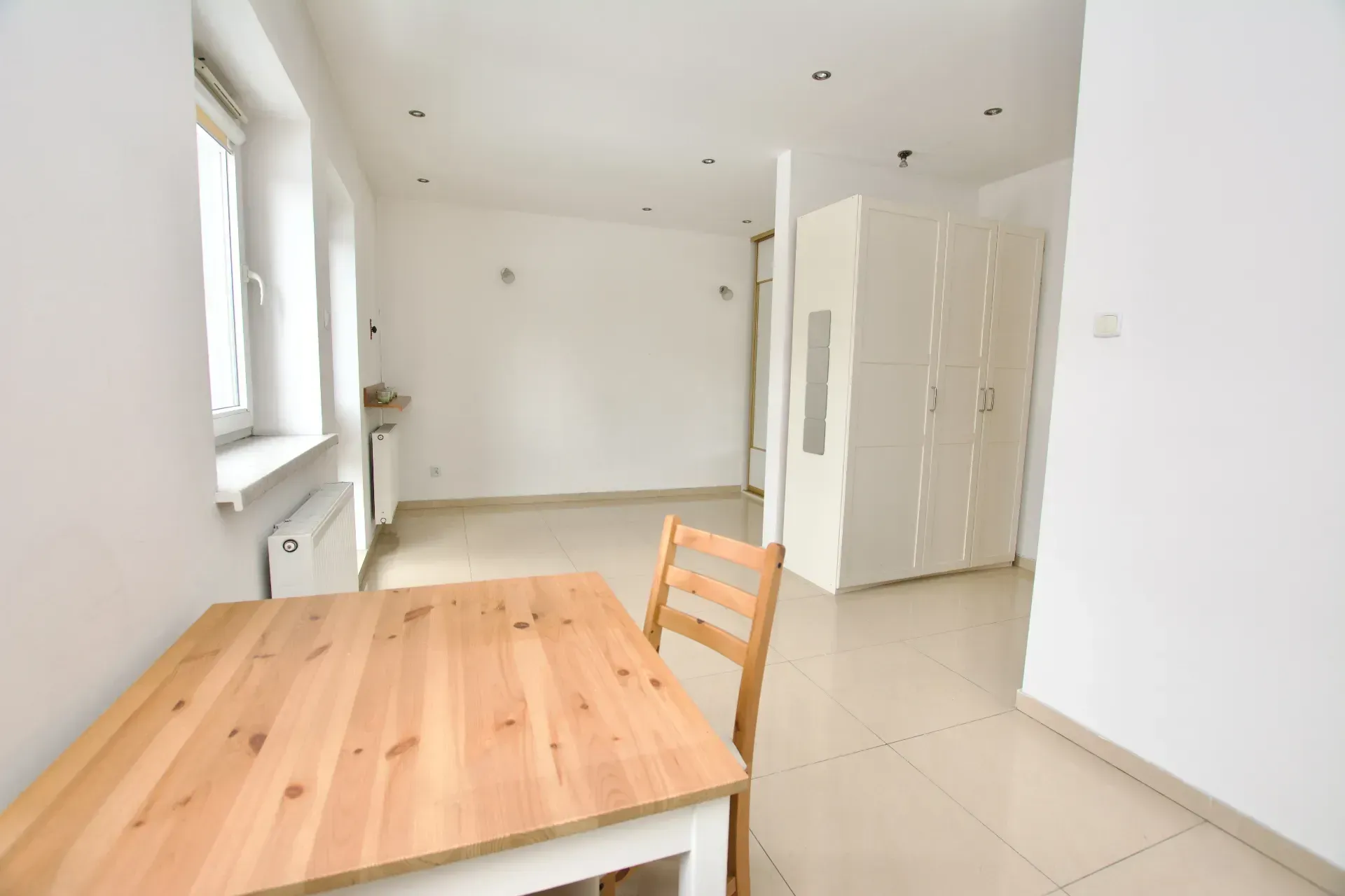 Kawalerka w Apartamentowcu! 10