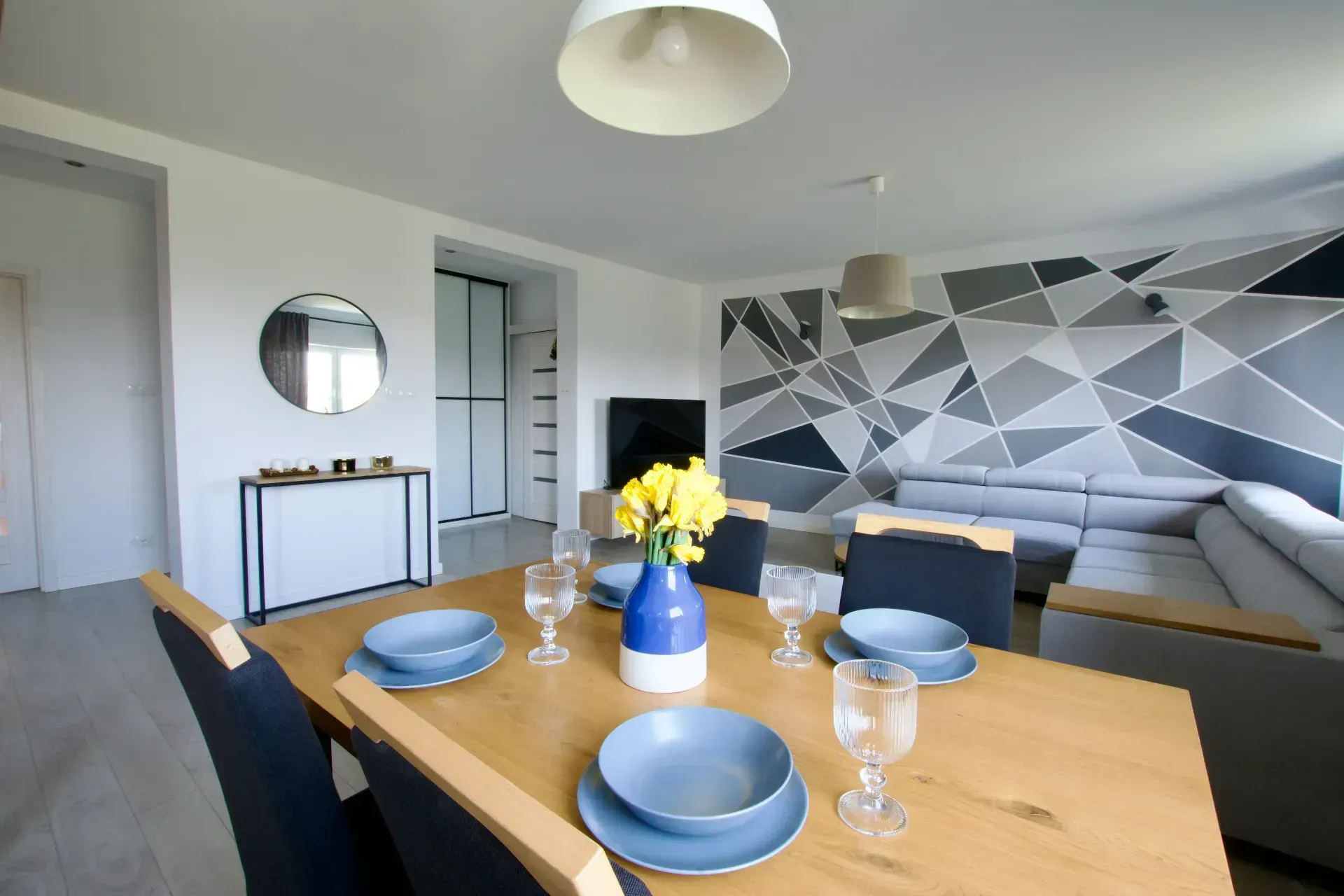 Duży Apartament | Umeblowany | Bezczynszowy 3
