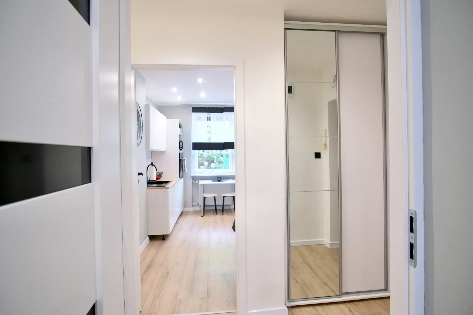 3 rooms I After renovation I Furnished I Stroszek 7