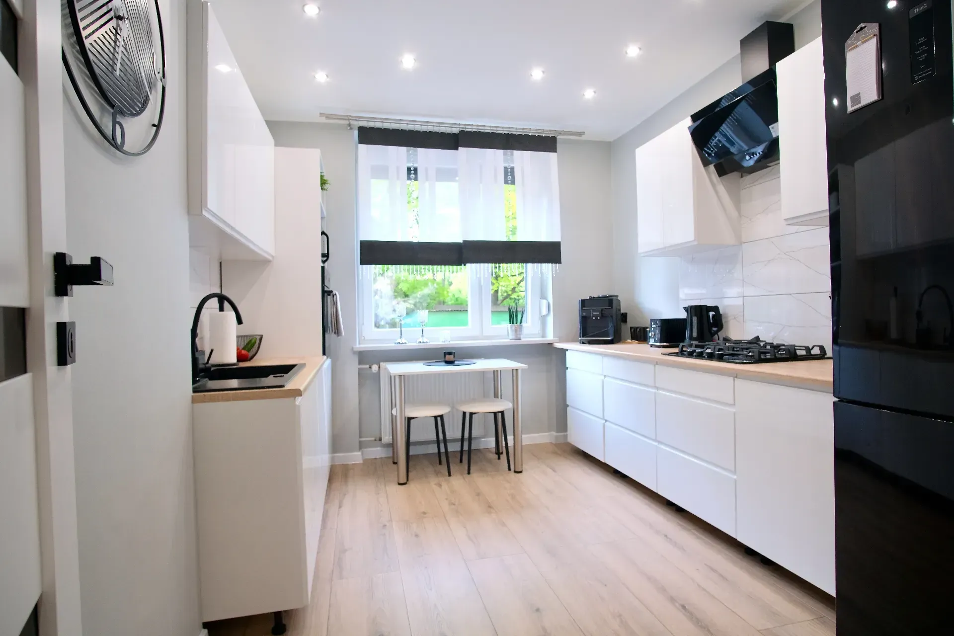 3 rooms I After renovation I Furnished I Stroszek 11
