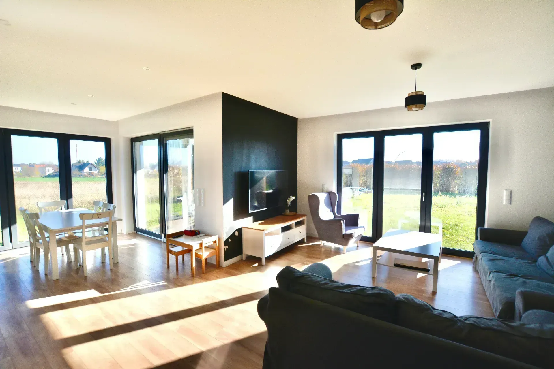 Ta wyjątkowa przestrzeń może być Twoja ! 3