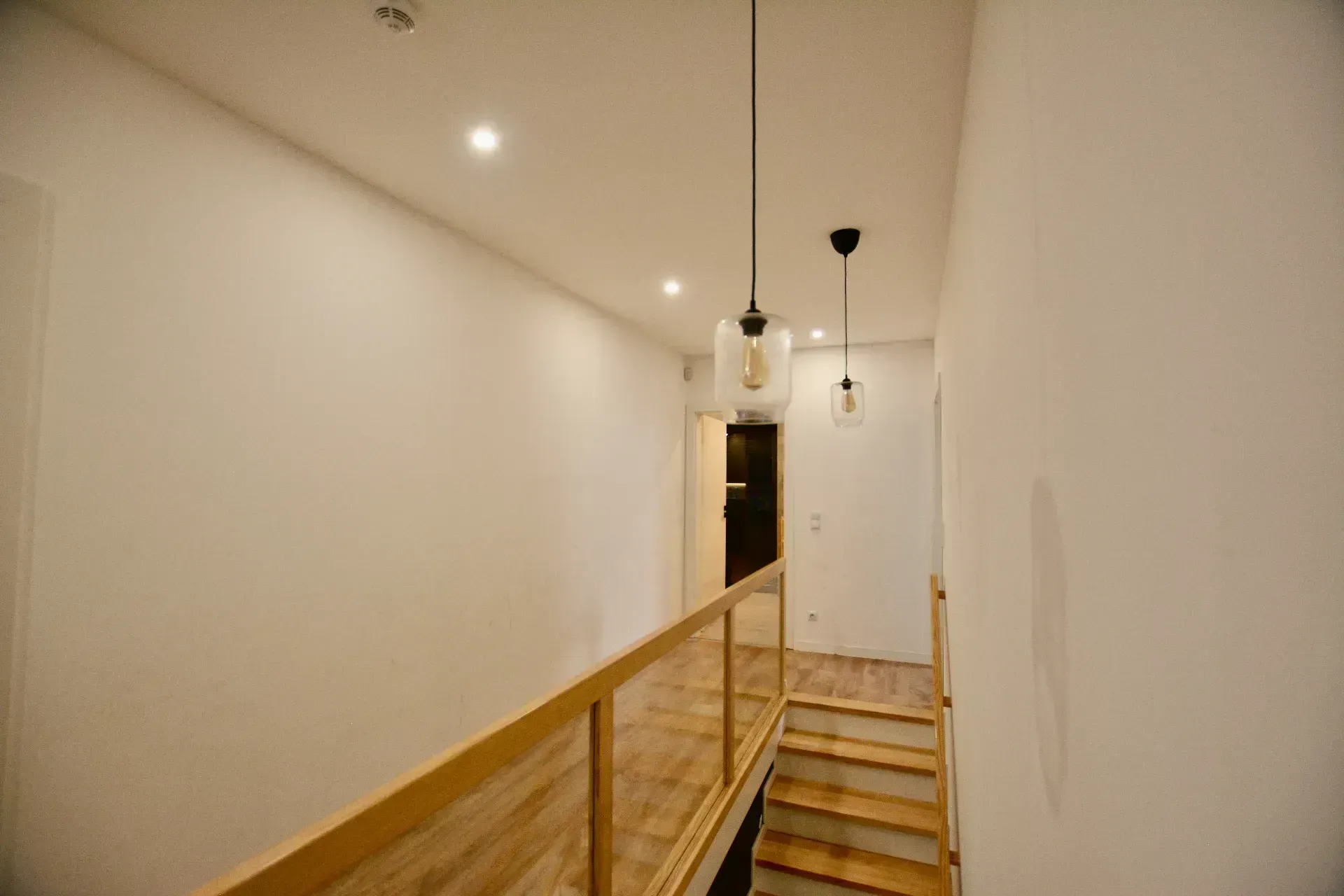 Ta wyjątkowa przestrzeń może być Twoja ! 15