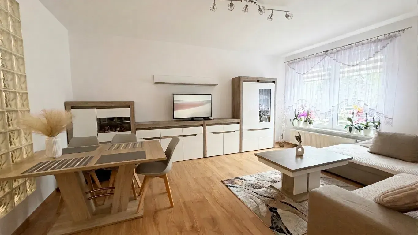 Apartament z ogródkiem w Centrum TG 3